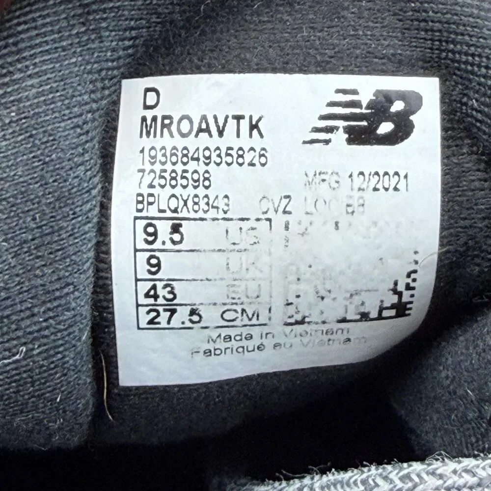 New Balance Fresh Foam Roav Shoes Mens Size 9.5 D Black Running Sneakers MROAVTK